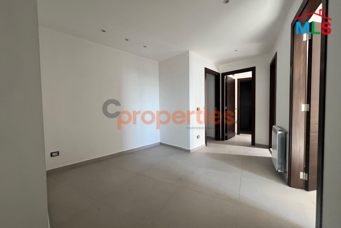 Apartment For Sale in Hazmieh New Mar Takla – CPMK122