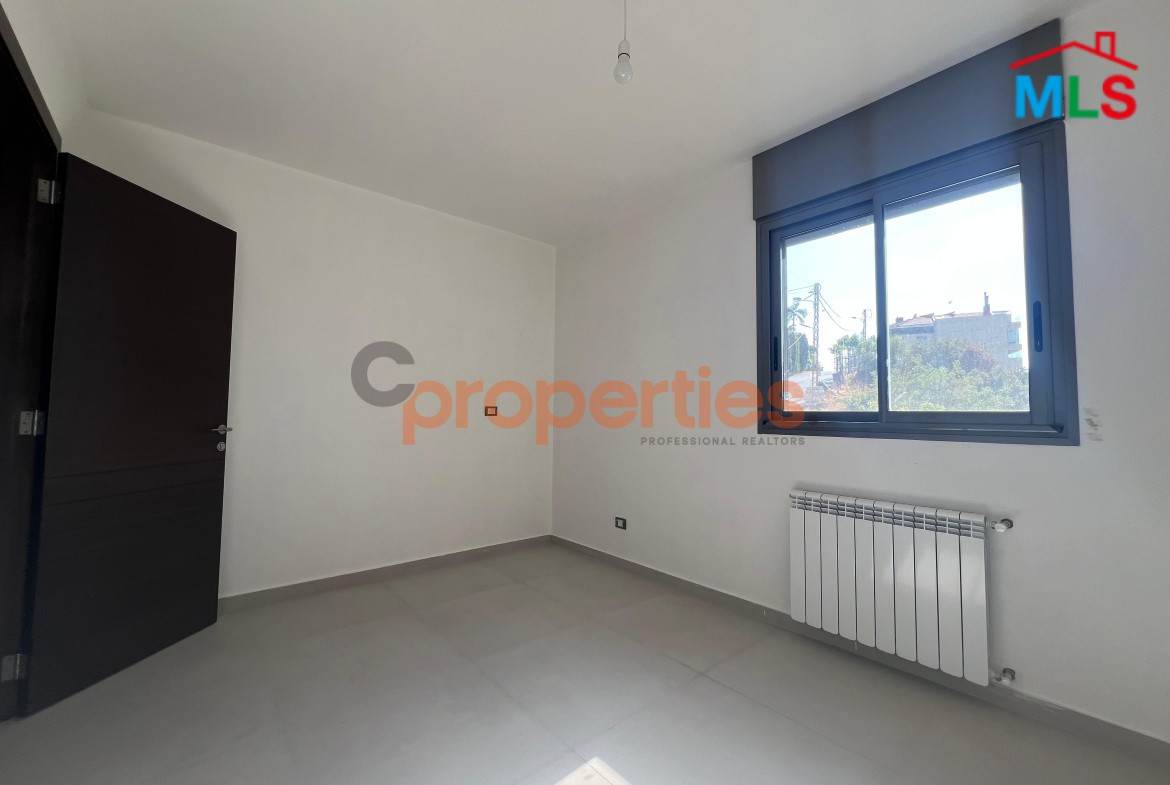 Apartment For Sale in Hazmieh New Mar Takla – CPMK122