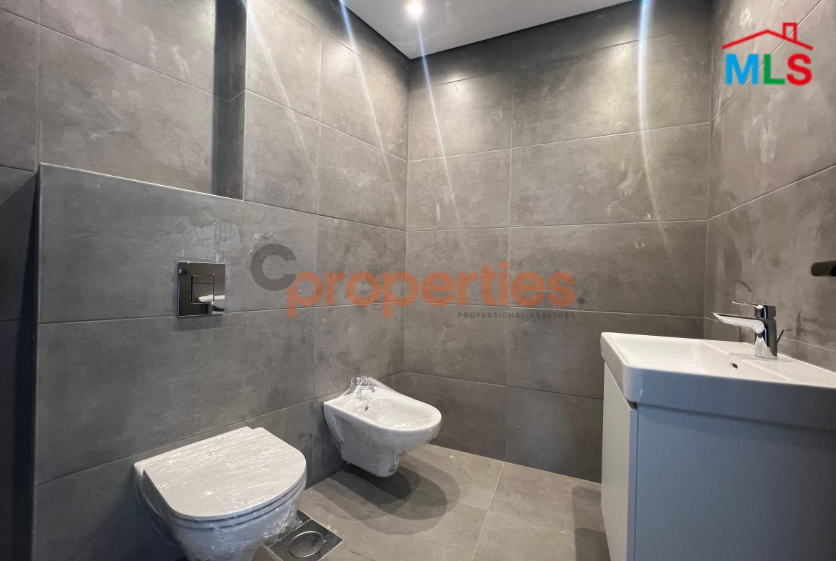 Apartment For Sale in Hazmieh New Mar Takla – CPMK122