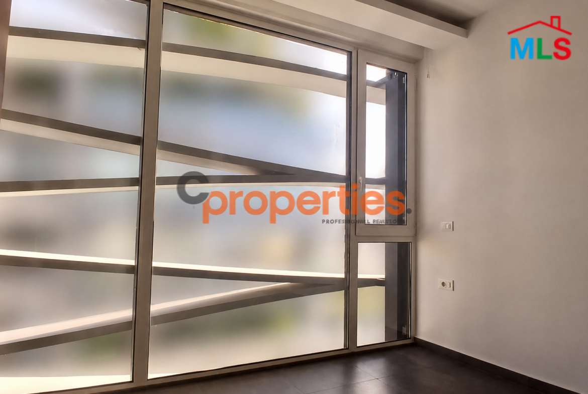 Apartment For Sale In Achrafieh شقة للبيع في الأشرفية CPBWW23