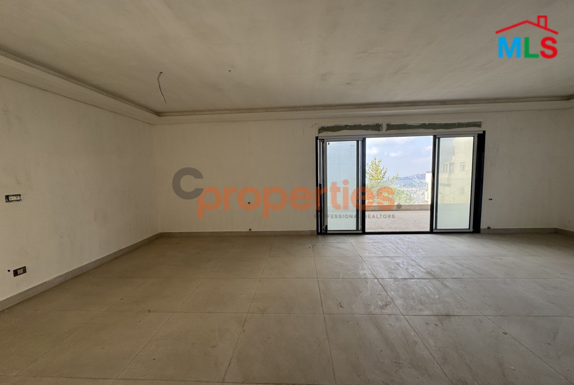 Apartment for sale in Cornet Chahwan with a garden – CPMF18
