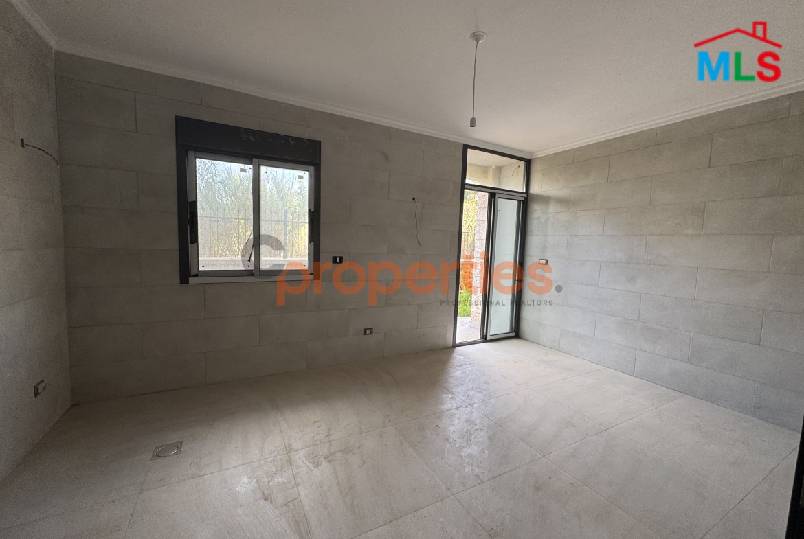 Apartment for sale in Cornet Chahwan with a garden – CPMF18