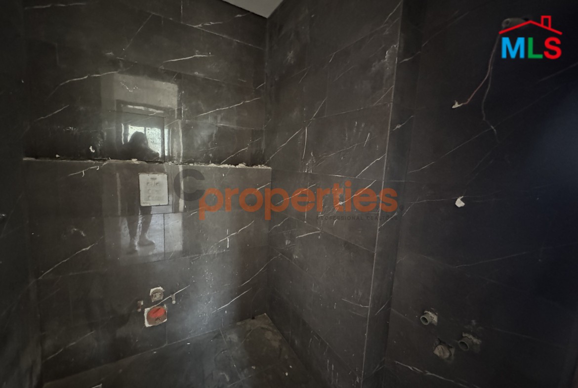 Apartment for sale in Cornet Chahwan with a garden – CPMF18