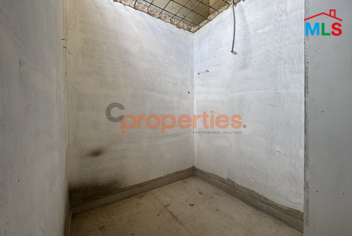 Apartment for sale in Cornet Chahwan with a garden – CPMF18