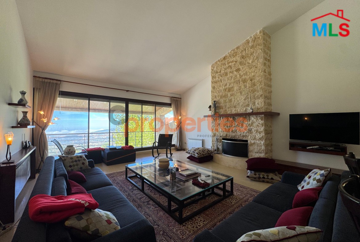 Triplex For sale in Faqra – CPKMF43