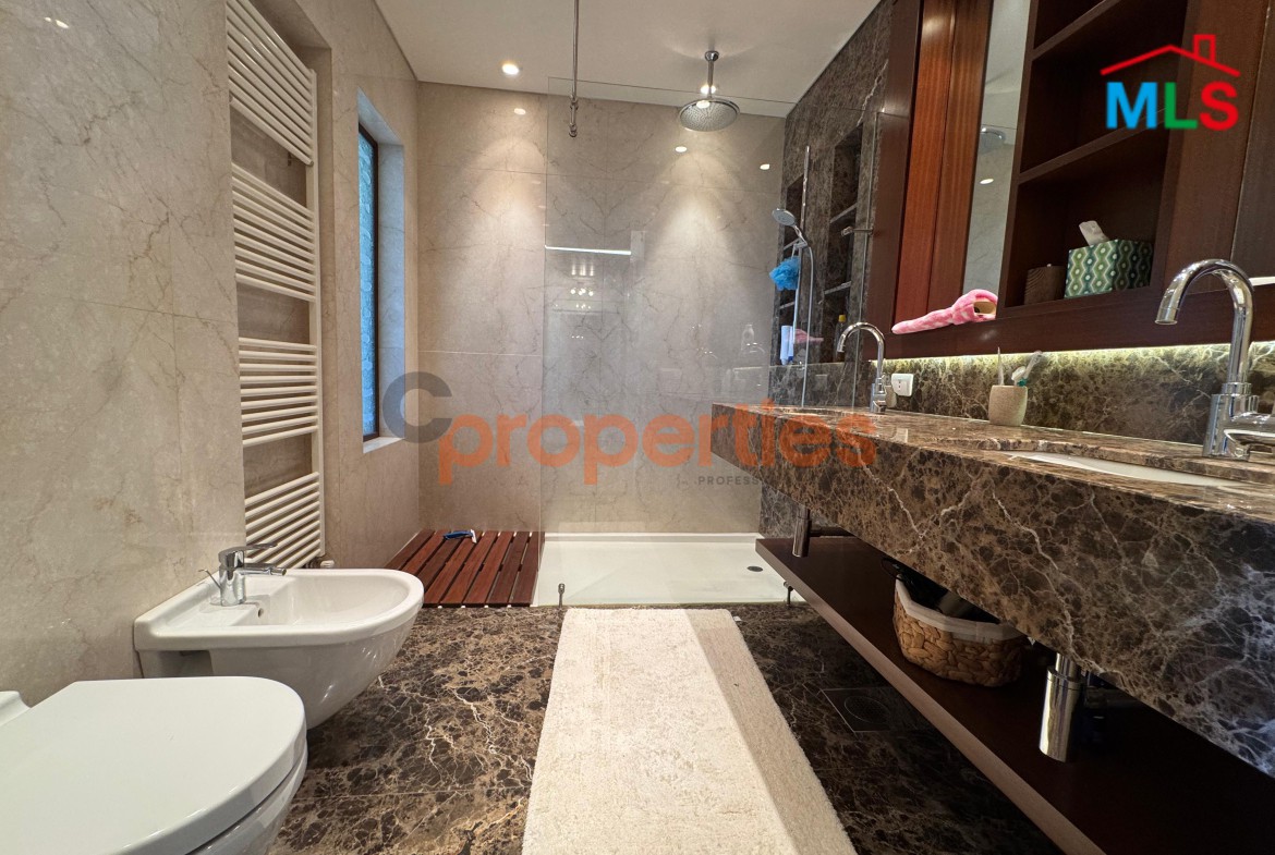 Triplex For sale in Faqra – CPKMF43