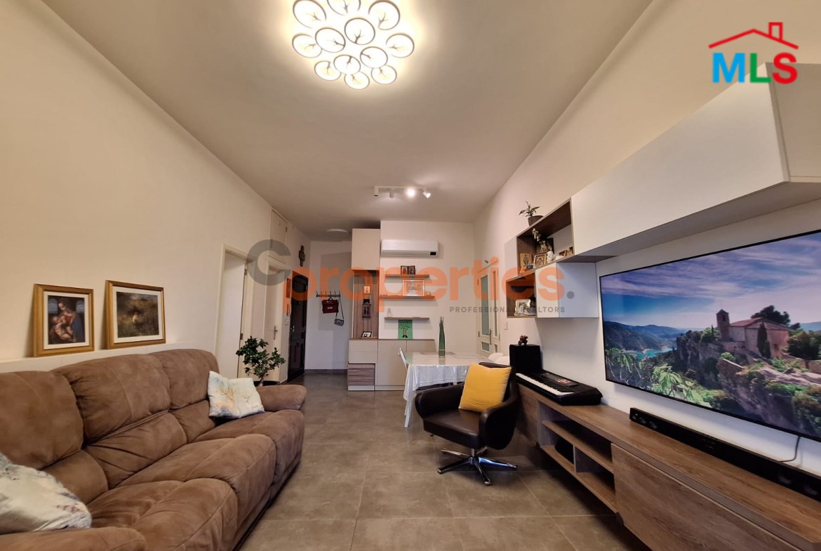 Apartment For Sale In Bouar – CPJGK11