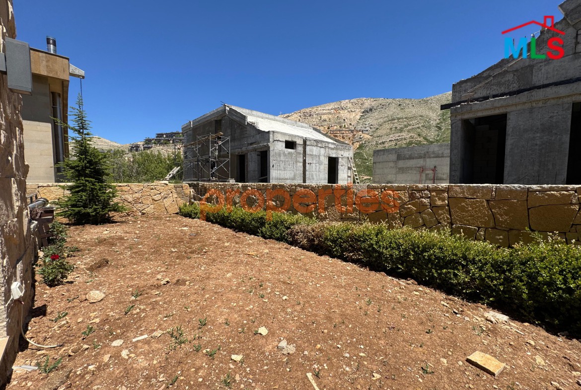 Duplex for sale in Faqra – CPKMF44