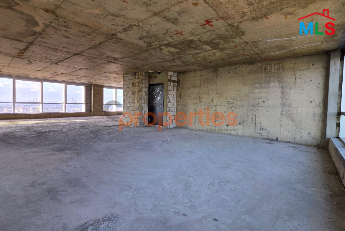 Office for sale in Dekwaneh I Prime Location I Open Space – CPES317