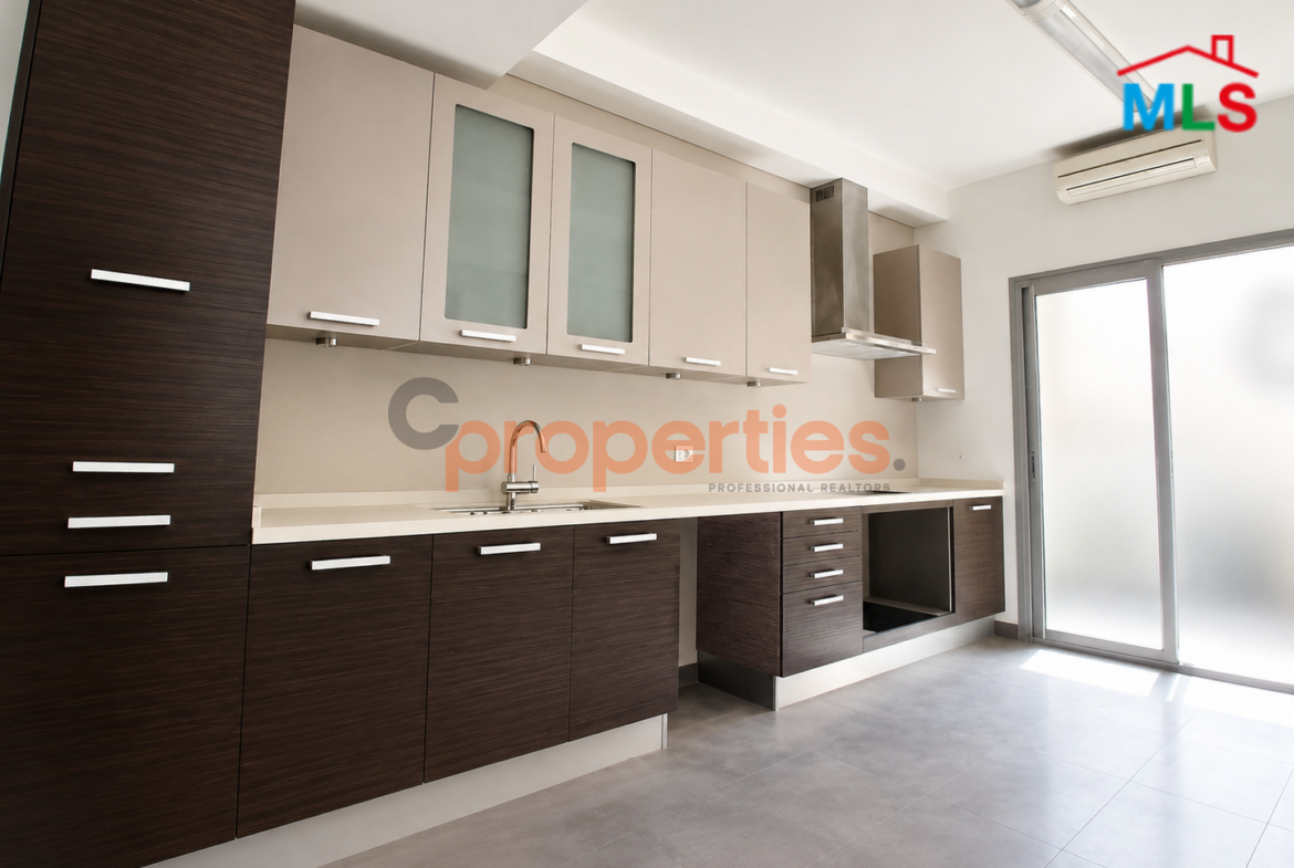 Luxury Apartment in Achrafieh For Sale شقة فاخرة للبيع في الأشرفية CPBWW12