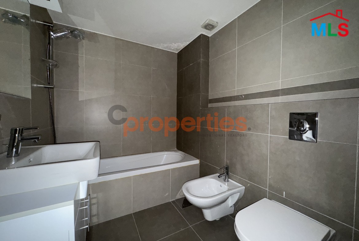 Luxury Apartment in Achrafieh For Sale شقة فاخرة للبيع في الأشرفية CPBWW12