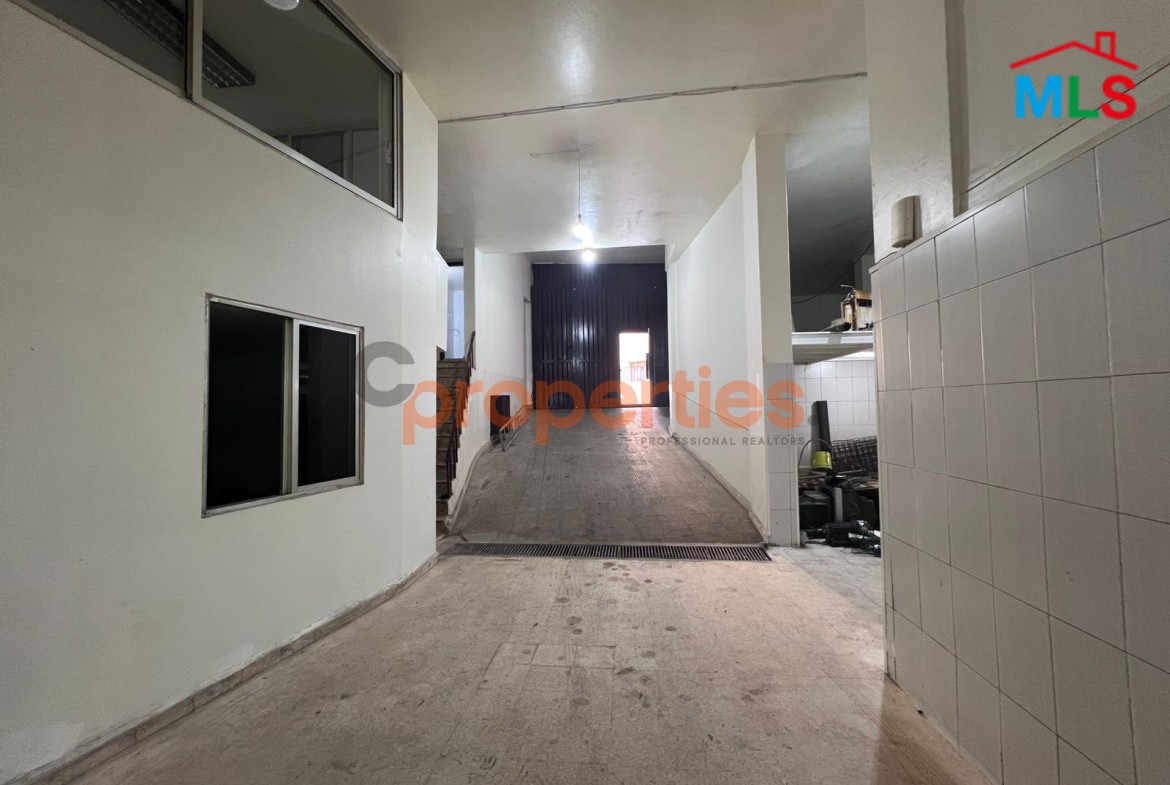 Warehouse For Sale in Dekwaneh | مستودع للبيع في الدكوانة | CPCC06
