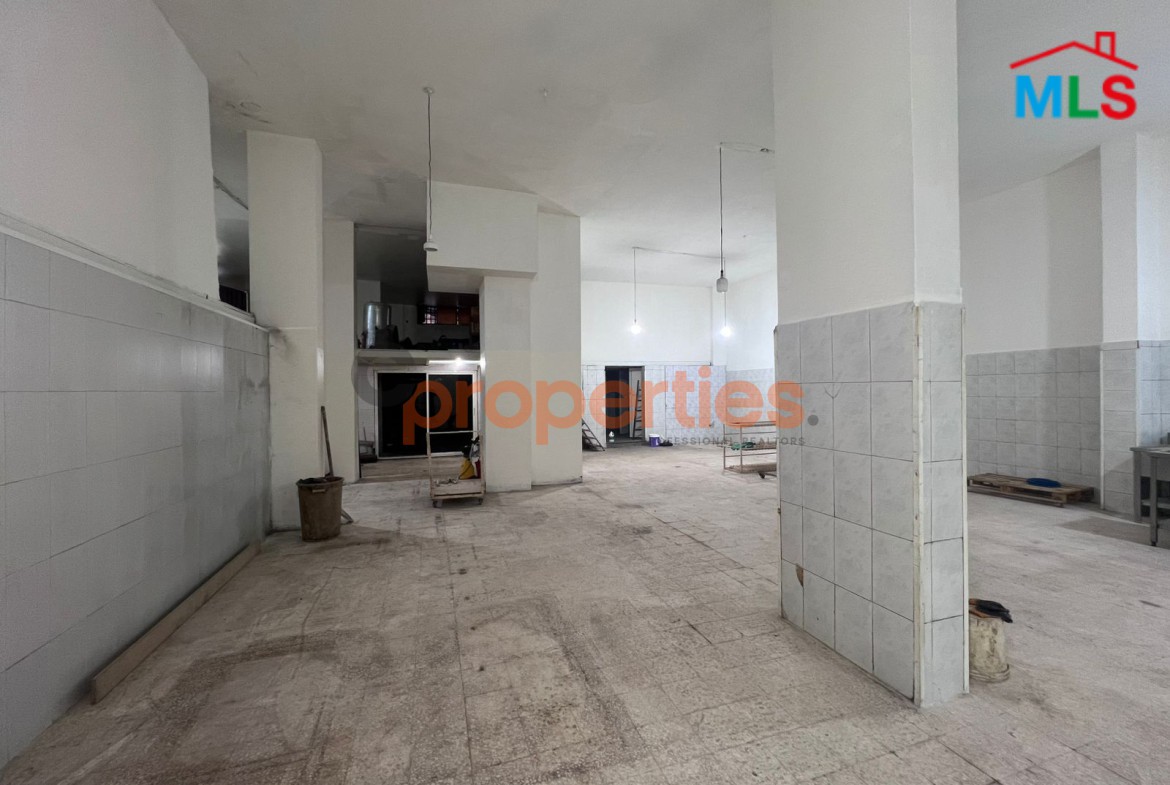 Warehouse For Sale in Dekwaneh | مستودع للبيع في الدكوانة | CPCC06