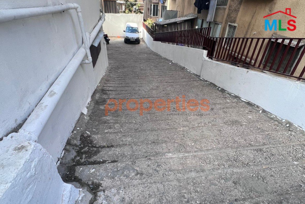 Warehouse For Sale in Dekwaneh | مستودع للبيع في الدكوانة | CPCC06