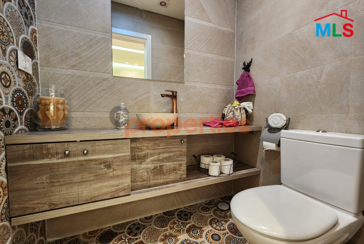 Apartment for Sale In Kleiat – CPKRH47