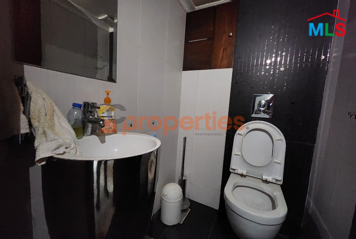 Apartment For Sale In Ballouneh – CPKRH46