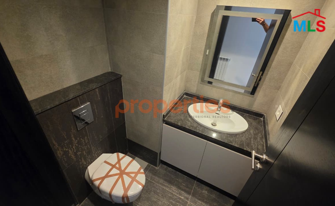 High-End Duplex with Full Roof Terrace for Sale in Monteverde – CPGA77