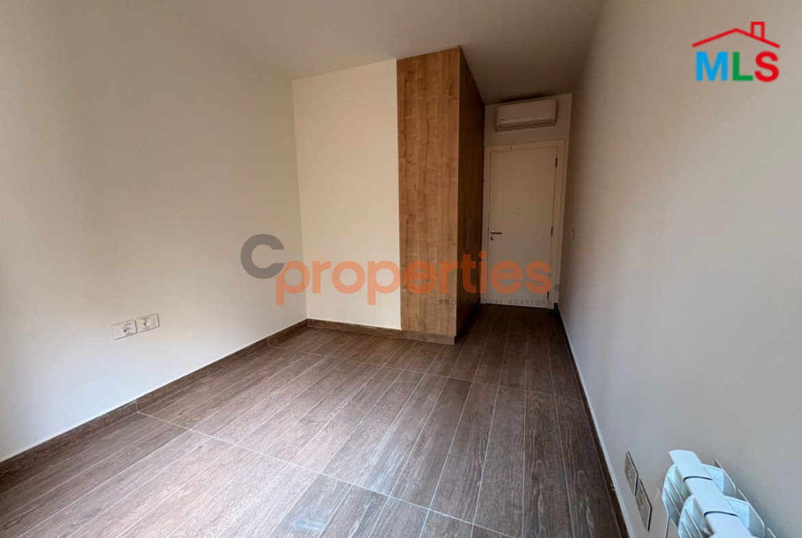 Apartment For Sale In Louaize – CPFY145