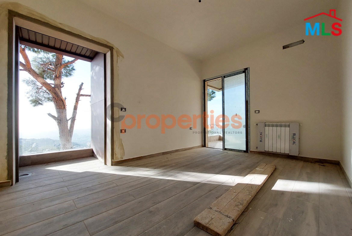 Apartment for sale in Ain Saade – Luxurious – CPSM232