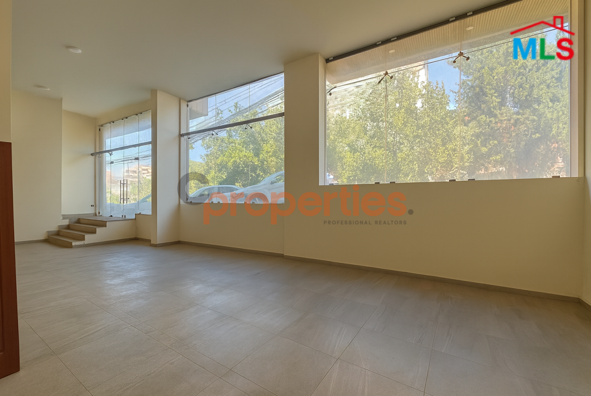 1000 SQM Spacious Showroom with 6 Facades for Sale in Mansourieh / Beit Mery – CPGA73