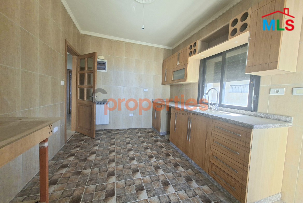 Apartment for sale in Halat – CPJHM14