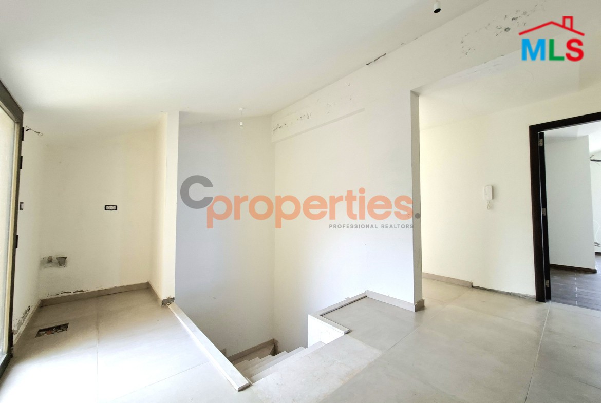 Apartment for sale in Halat – CPJHM07