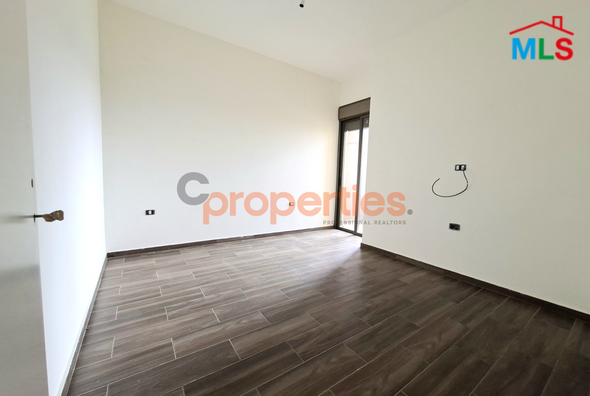 Apartment For Sale In Halat – CPJHM08