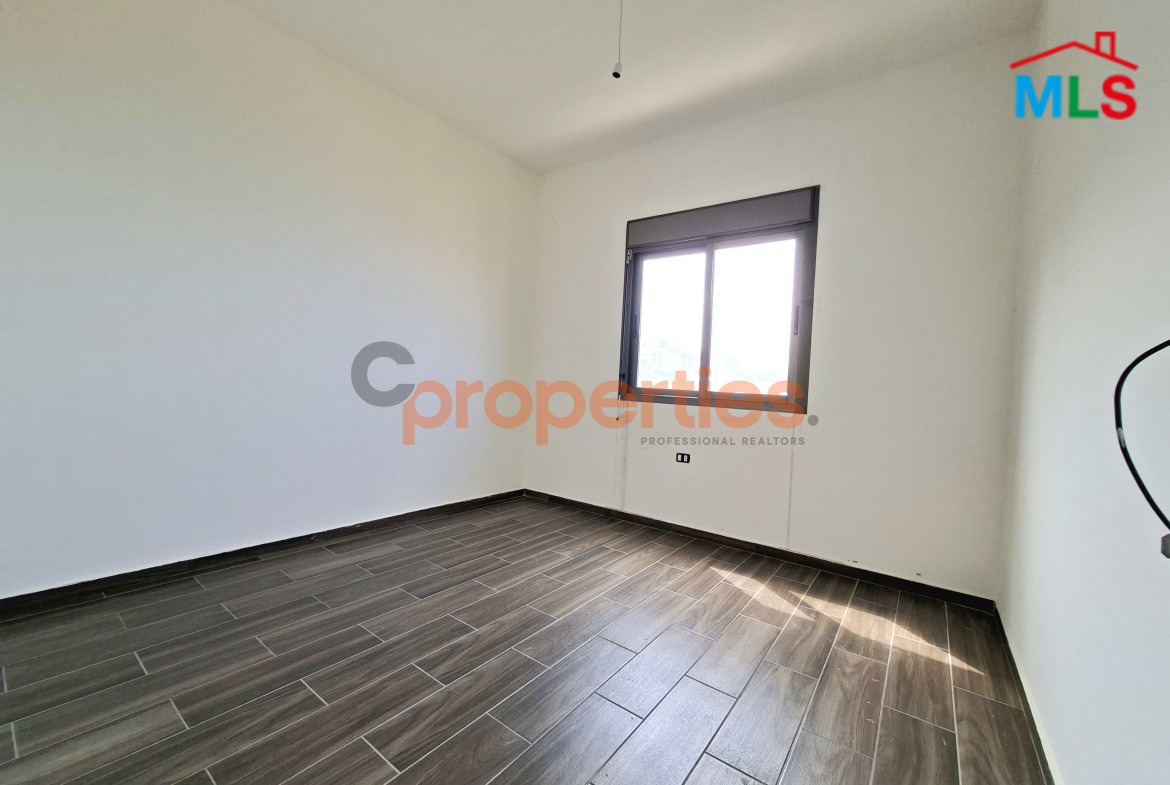 Apartment For Sale In Halat – CPJHM08