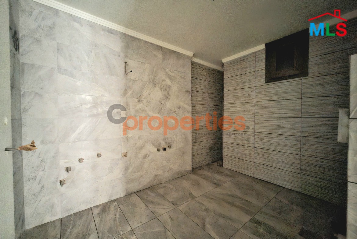 Apartment for sale in Halat – CPJHM06