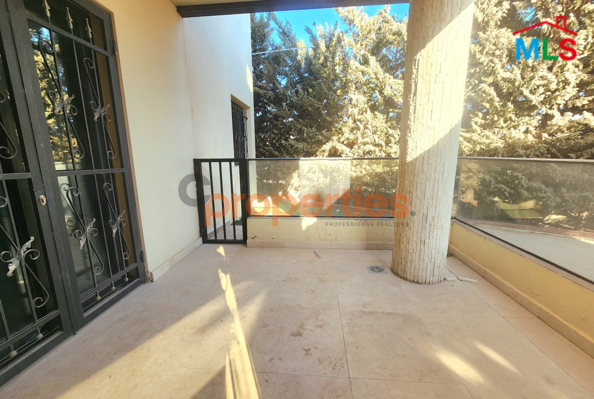 Apartment for sale in Gherfine-Jbeil – CPJMH11
