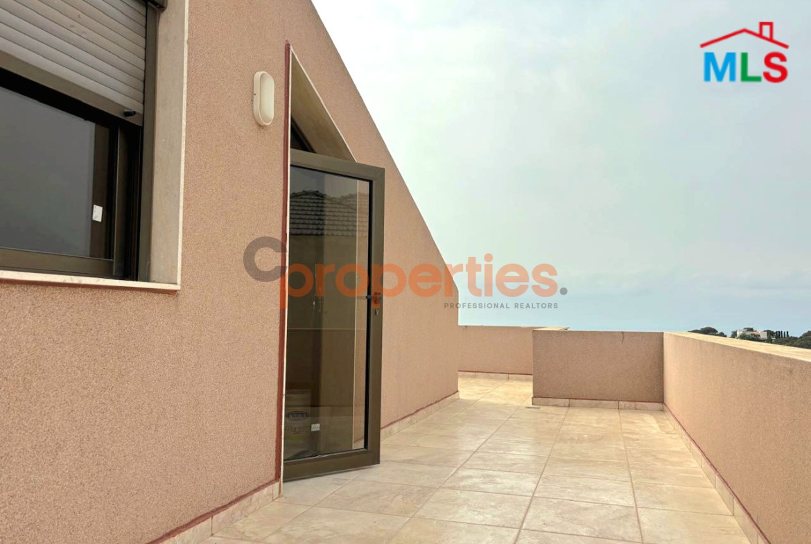 Apartment For Sale in Jeddayel – CPJMH03