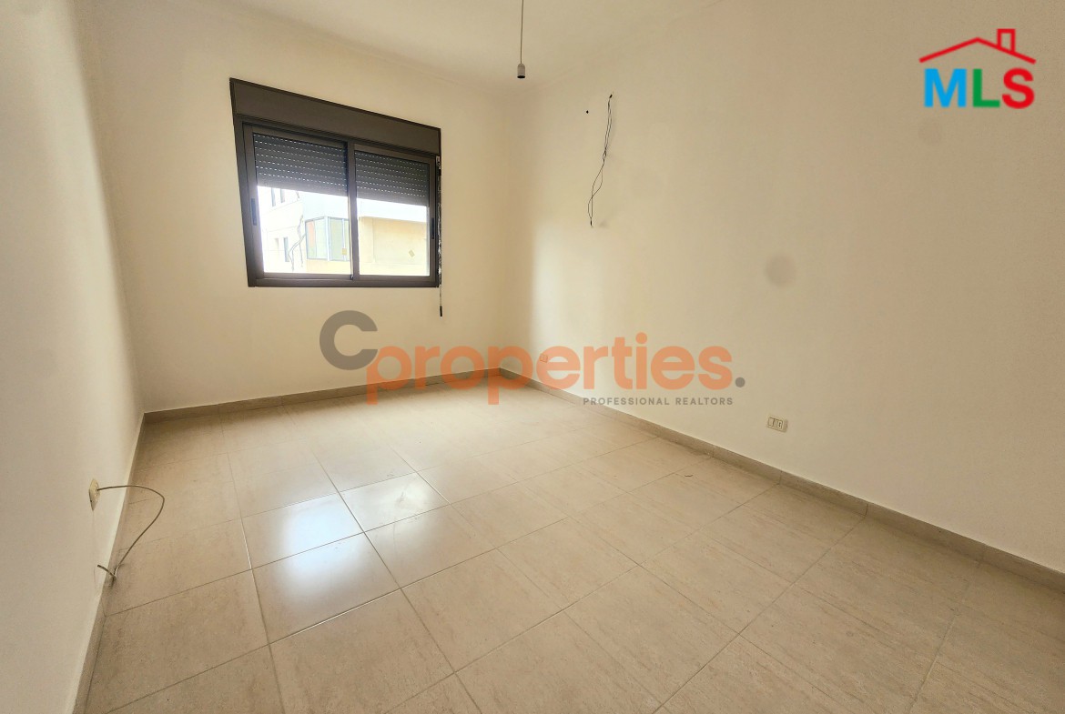 Apartment For Sale in Jeddeyal – CPJMH02