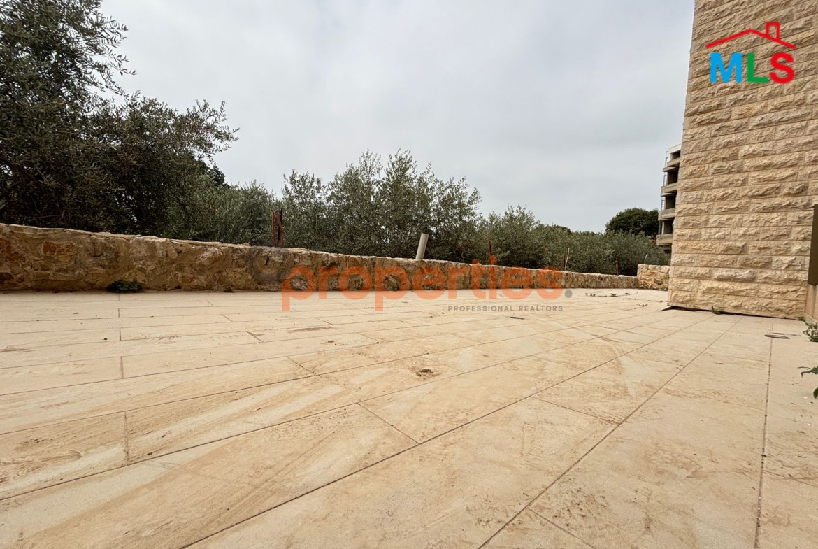 Apartment For Sale in Jeddeyel – CPJMH01