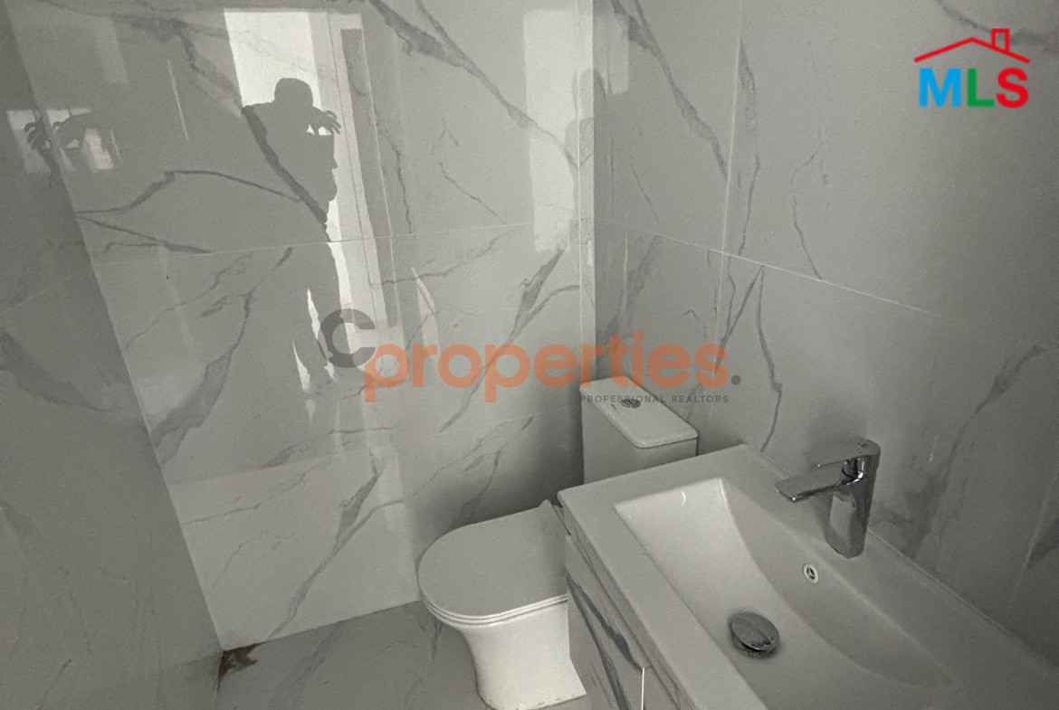 Apartment For Sale in Hosrayel شقة للبيع في حصرايل – CPJRK150