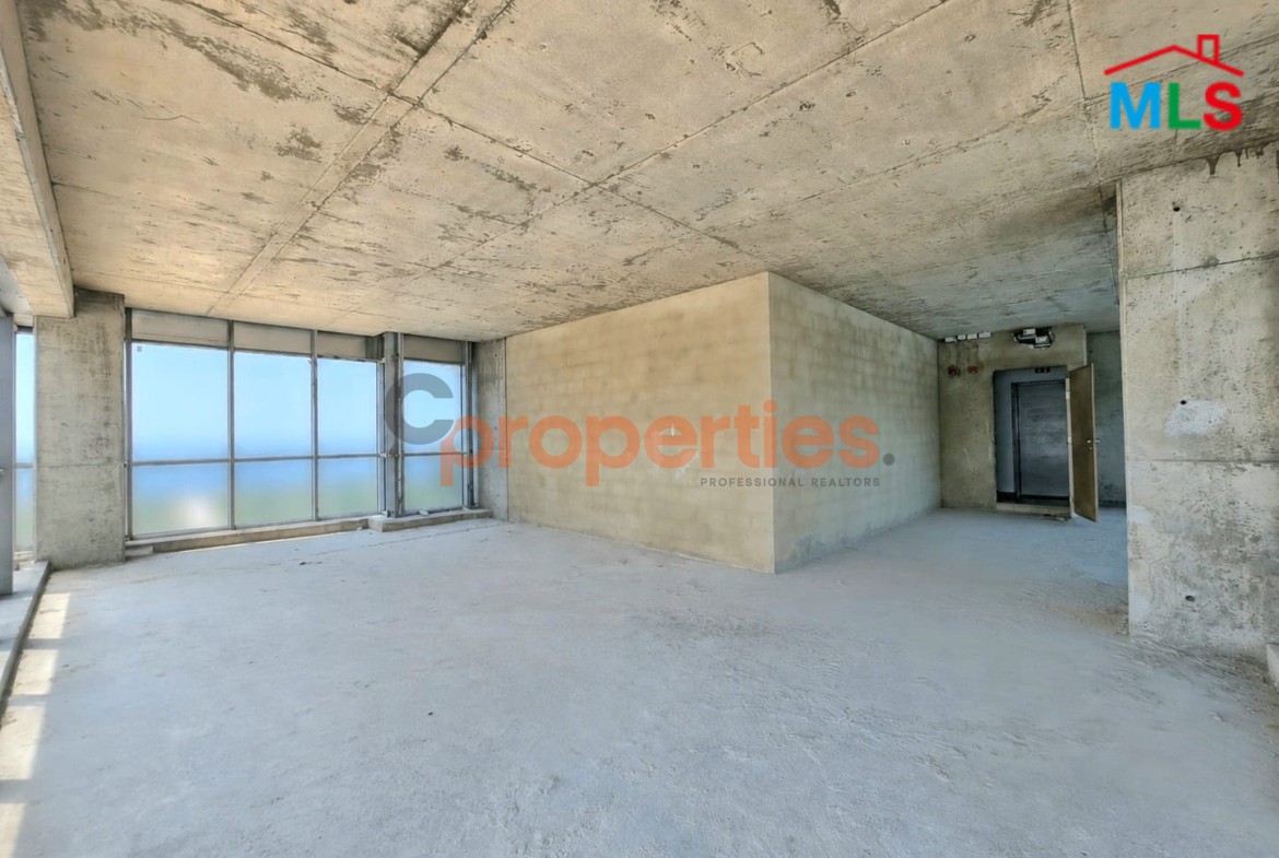 Office For Sale In Dbayeh | مكتب للبيع في ضبية – CPRD152