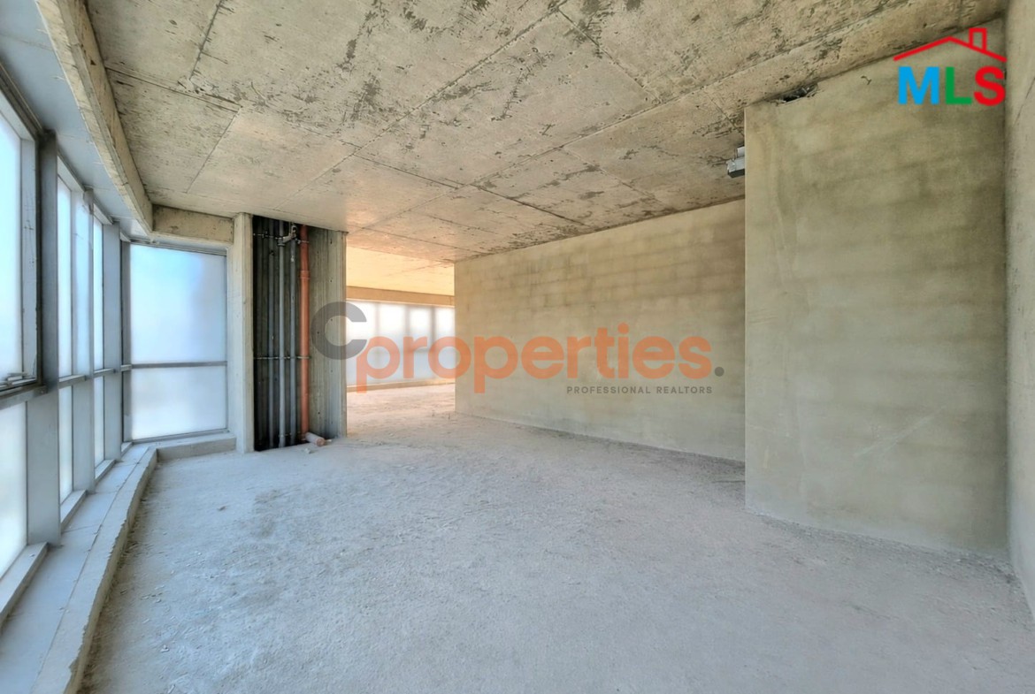 Office For Sale In Dbayeh | مكتب للبيع في ضبية – CPRD152