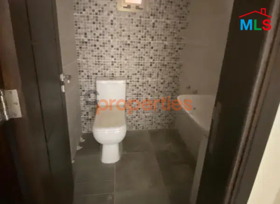 Property For Sale In Bouar – CPJGK04