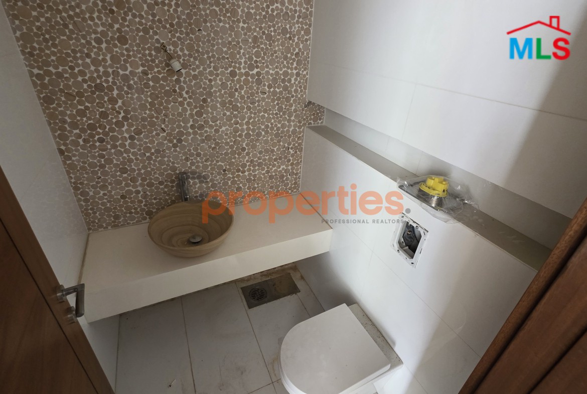 Luxurious modern apartment with Terrace for Sale in Mansourieh – CPGA66