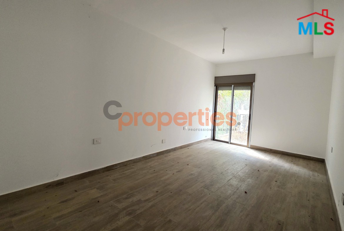 Spacious Modern Apartment with Terrace for sale in Mansourieh – CPGA65