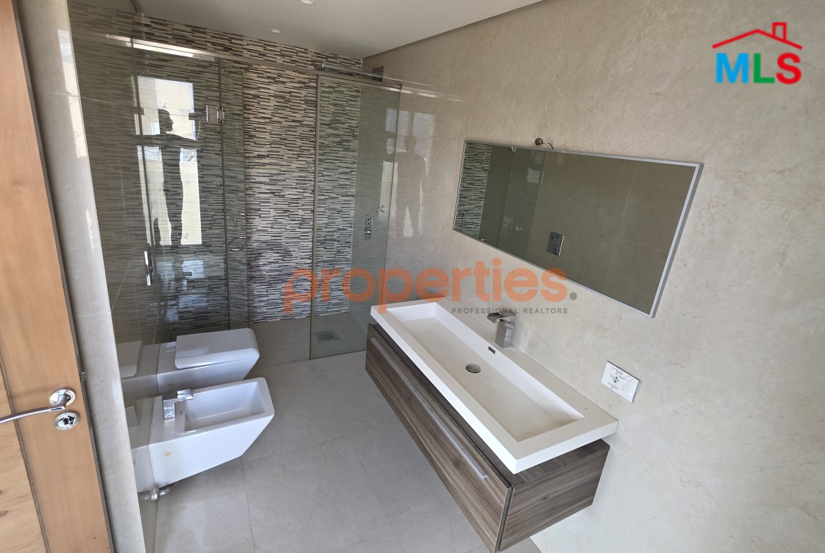 Luxurious duplex for sale in Mansourieh – CPGA67