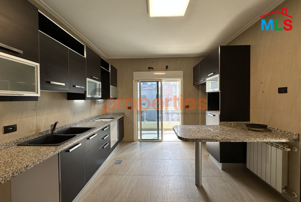 Apartment for sale in Qennabet Broumana – CPRA03