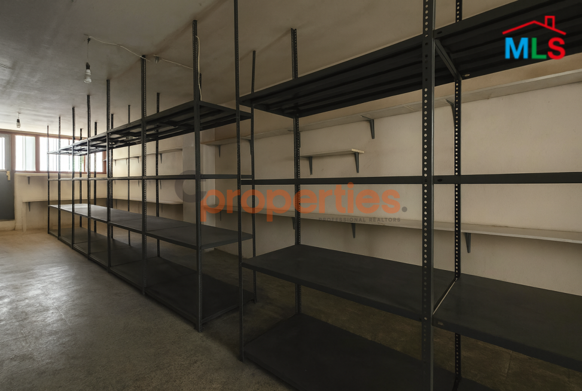 Shop for Sale in Baouchrieh Prime Location – CPSM390