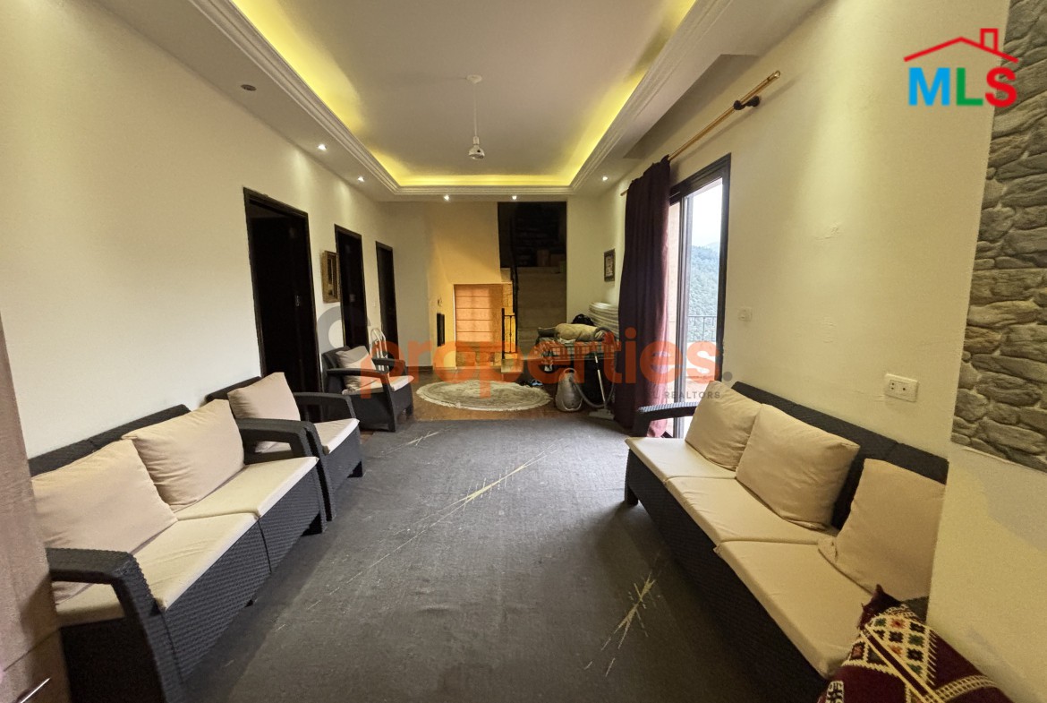 Villa For Sale in Jbeil فيلا فخمة للبيع في جبيل – CPJRK146