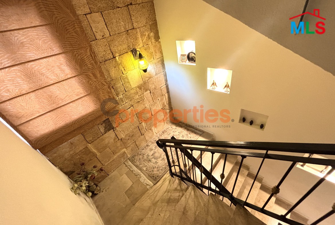 Villa For Sale in Jbeil فيلا فخمة للبيع في جبيل – CPJRK146