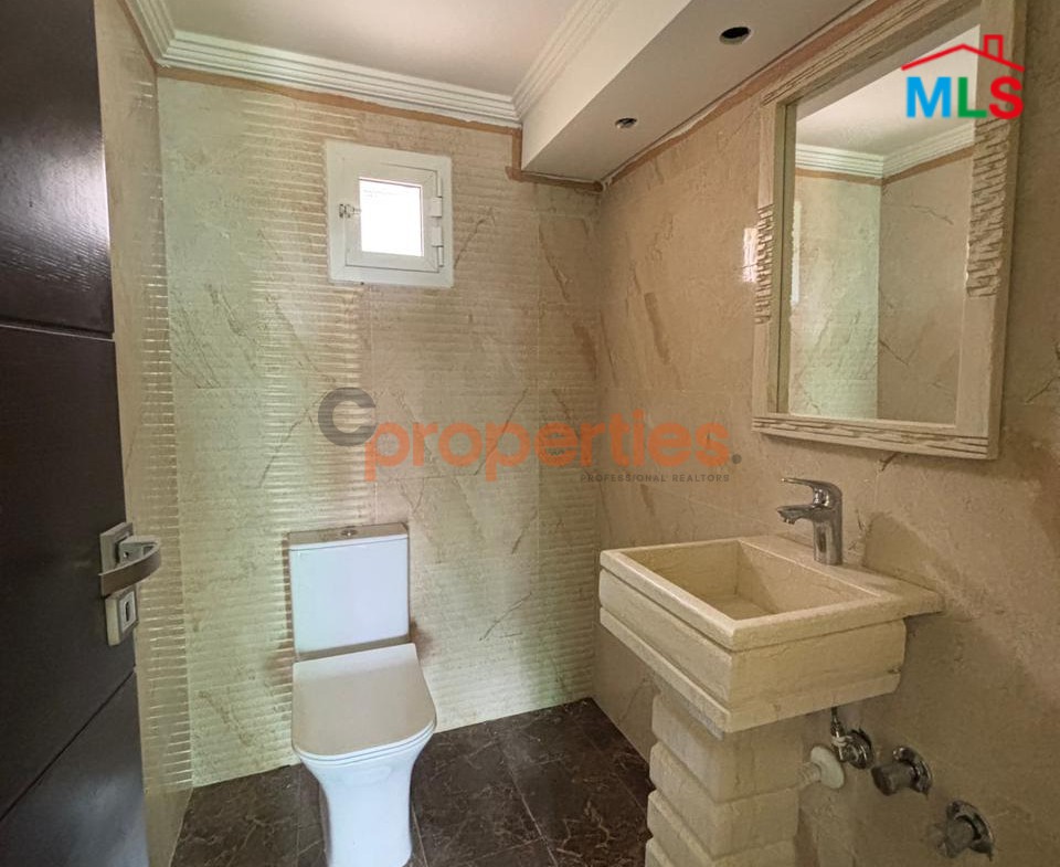Apartment For Sale In Chnaniir – CPJGK02
