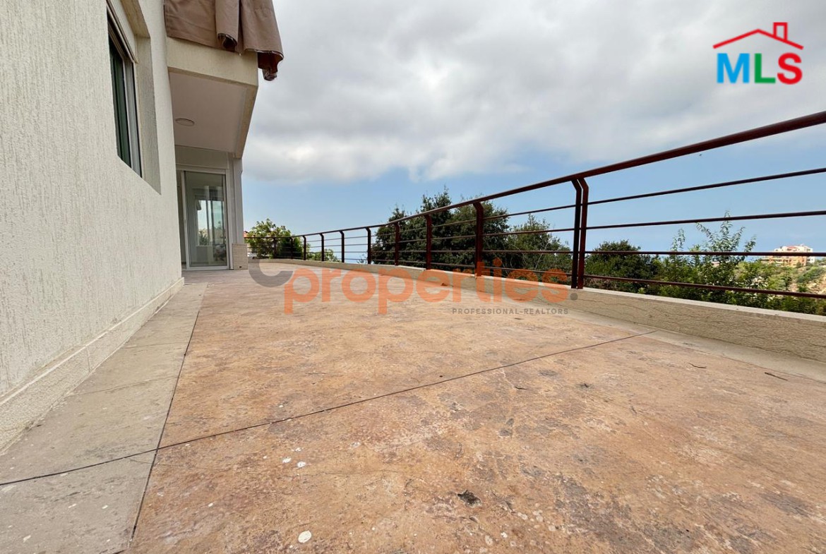 Apartment For Sale In Chnaniir – CPJGK01