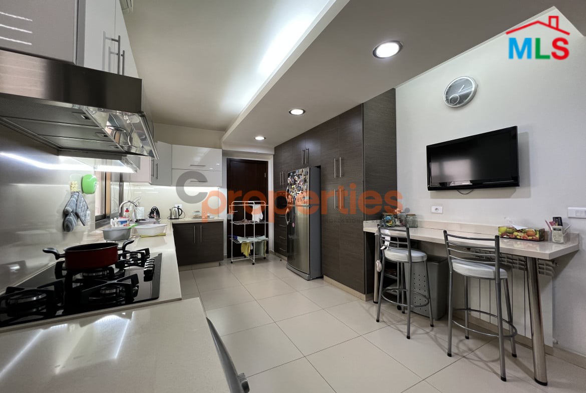 Apartment for sale in Hazmieh – CPMK141