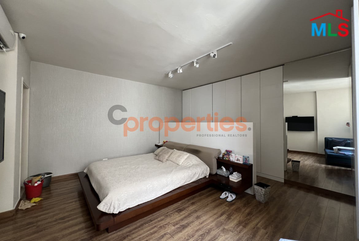 Apartment for sale in Hazmieh – CPMK141