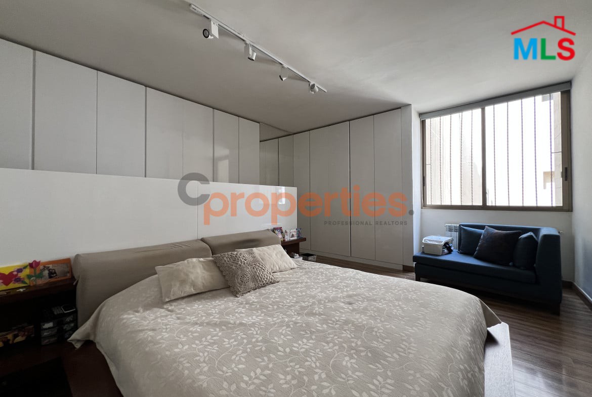Apartment for sale in Hazmieh – CPMK141