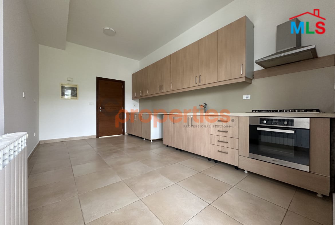 Apartment For Sale in Biyada شقة للبيع في البياضة – CPCF254